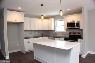 1605 White Cedar Ln, Williamstown, NJ 08094 - photo 3