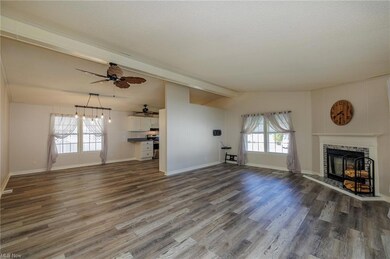 13 Schuberts Aly, Olmsted Township, OH 44138 - photo 4