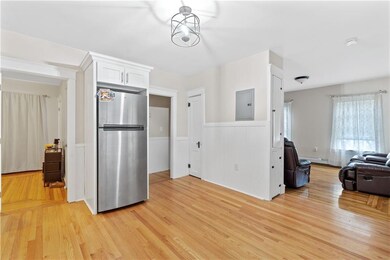 208 Randall St, Pawtucket, RI 02860 - photo 6