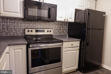 1075 Patrick Place unit 75, Chalfont, PA 18914 - photo 5