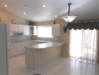 911 Muirfield Ln, Nampa, ID 83686 - photo 3