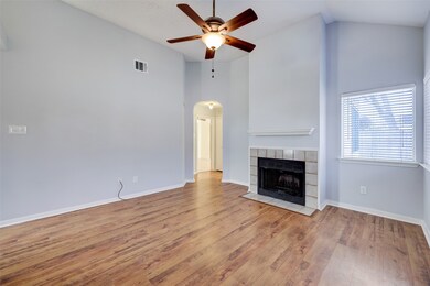 8627 Pool Creek Dr, Houston, TX 77095 - photo 4