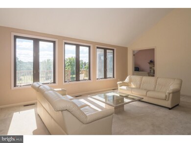 810 Cottonwood Dr, Malvern, PA 19355 - photo 4