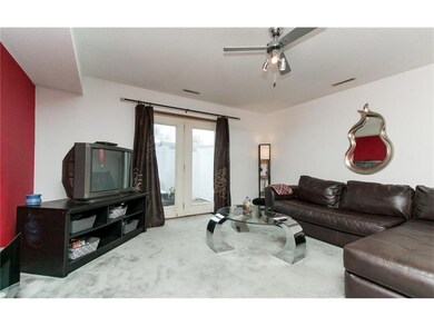 1240 Daleview Dr unit 4, Marion, IA 52302 - photo 3