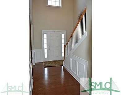 Foyer. 2-story