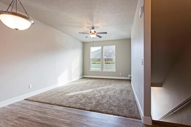 909 S 2560 E unit 18, Spanish Fork, UT 84660 - photo 7