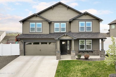 7902 W Whatcom Ave