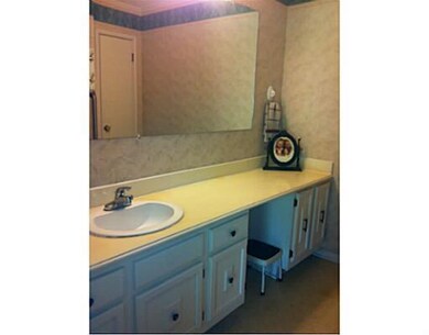 Master Bath/Spa.