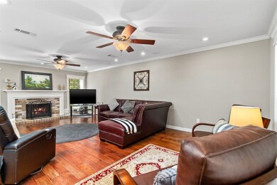 111 S Village Knoll Cir, Spring, TX 77381 - photo 5