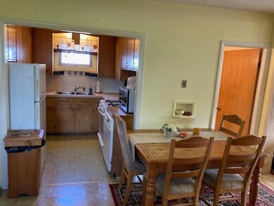 908 Washington St, Stewartstown, NH 03576 - photo 6