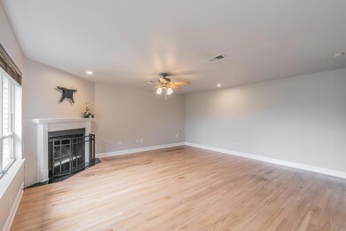 2628 Pebblestone Ln, Bedford, TX 76021 - photo 5