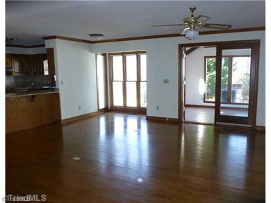 747 Fesmire St, Asheboro, NC 27205 - photo 3