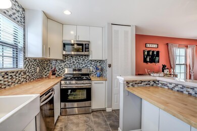 004_Kitchen