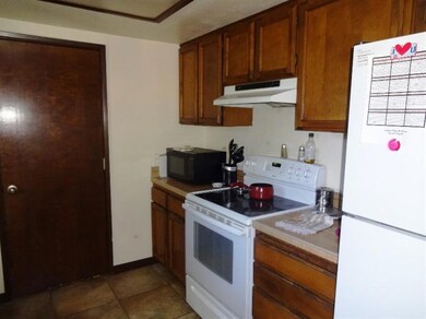 2890 Anita Cir, Medford, OR 97504 - photo 3