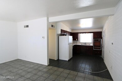 565 S Hobson unit 1, Mesa, AZ 85204 - photo 4