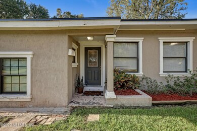 4780 Beverly Cir, Jacksonville, FL 32210 - photo 5