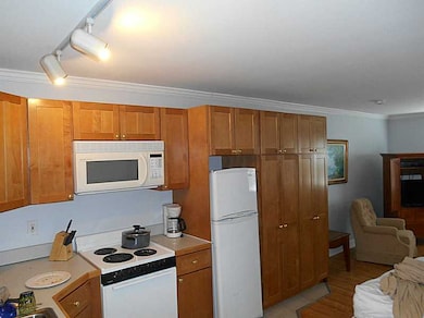 8 Crandall Ave unit 4, Westerly, RI 02891 - photo 3