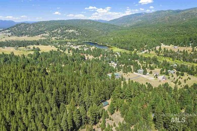 18 Blue Spruce Place, Cascade, ID 83611 - photo 2