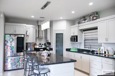 6912 Heritage Oaks Dr, Brownsville, TX 78526 - photo 7