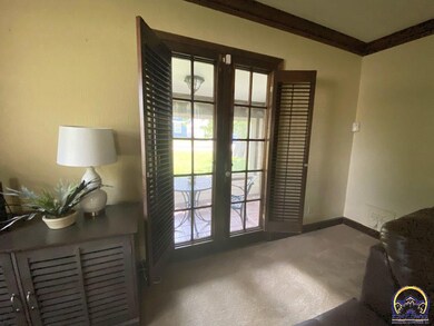 3424 SW Avalon Ln, Topeka, KS 66604 - photo 7