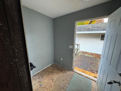 812 Sherman Ave W, Fort Atkinson, WI 53538 - photo 6