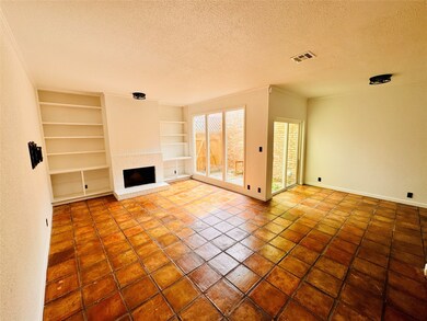 Living room with atrium