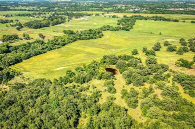 732 S Reno Rd, Springtown, TX 76082 - photo 4