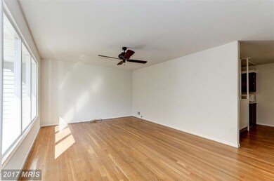 13112 Oriole Dr, Beltsville, MD 20705 - photo 5