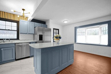 Kitchen 1-1