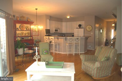 2580 Running Wolf Trail, Odenton, MD 21113 - photo 4