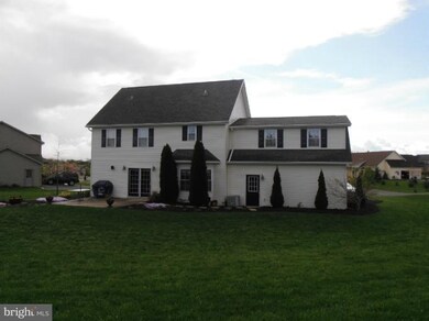 1876 Bell Ave, Chambersburg, PA 17202 - photo 2