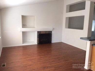 2242 SW 37th St, Redmond, OR 97756 - photo 3