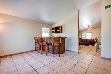 4911 E Colby Cir-11