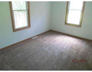 3100 Dubuque Ave, Des Moines, IA 50317 - photo 5