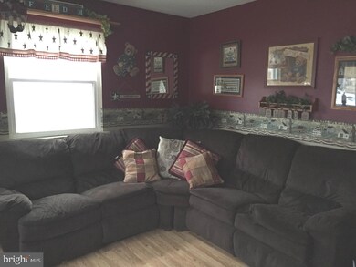 1507 Market St, Gloucester City, NJ 08030 - photo 3