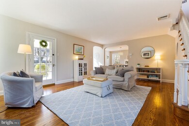 552 Manor Rd, Wynnewood, PA 19096 - photo 3