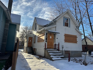 196 Massasoit St, Springfield, MA 01107 - photo 2