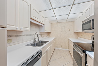 Admiralty Condominiums unit 105, North Palm Beach, FL 33408 - photo 5