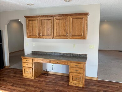 513 S Brooklyn Ct, Frontenac, KS 66763 - photo 4