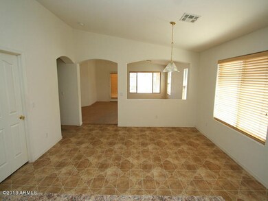 023-280517 Eating area