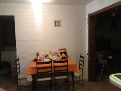 1104 Main Nook