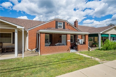 185 Chess St, New Eagle, PA 15067 - photo 2