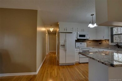 106 Friendly Cir, Statesville, NC 28625 - photo 5