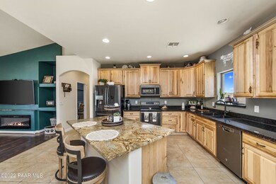 011_Kitchen