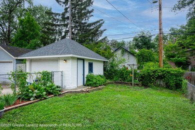 2312 Strathmore RD Lansing MI-105