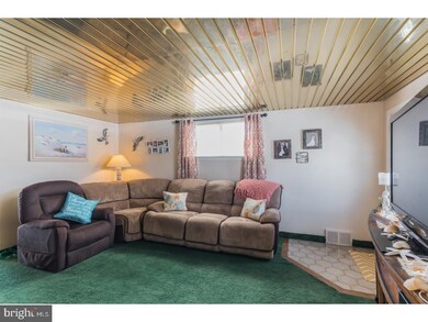 742 Rively Ave, Glenolden, PA 19036 - photo 4