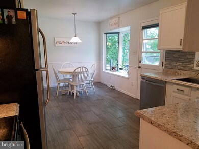 5716 Honilea Dr, Broad Run, VA 20137 - photo 4