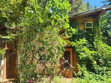 111 Cooper Ranch Rd, Weitchpec, CA 95546 - photo 2