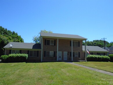 4227 Walker Rd unit 2, Charlotte, NC 28211 - photo 2