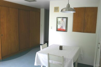 Morning room off kitchen